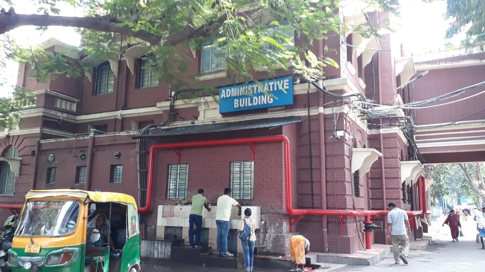 The administrative building and campus of SSKM (P.G.) Hospital in Kolkata