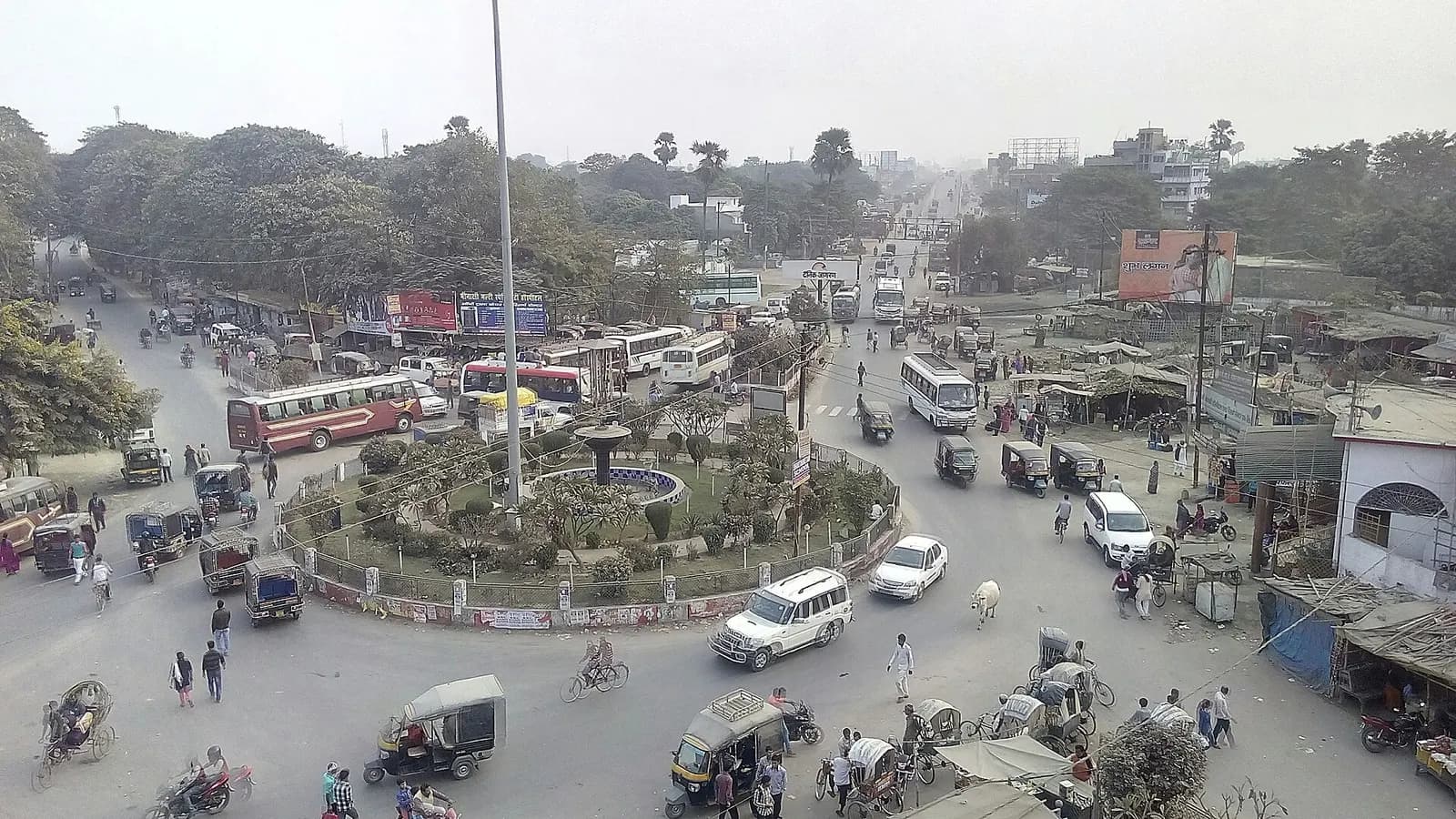 Aerial view of a busy roundabout and market roads in Muzaffarpur, Bihar