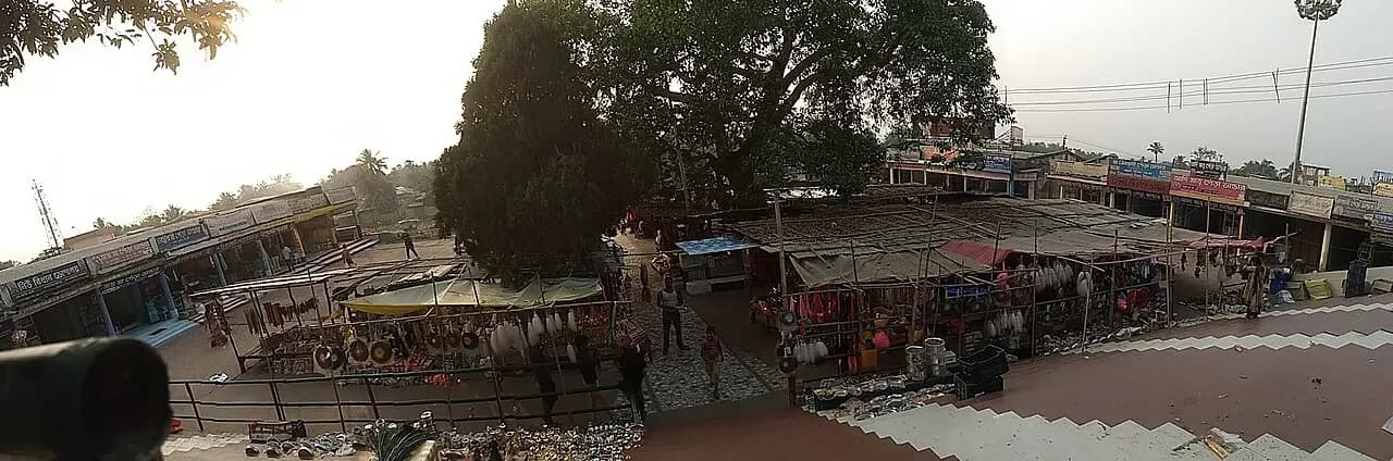 Panoramic view of the market stalls near the Tripura Sundari temple in Udaipur, Tripura