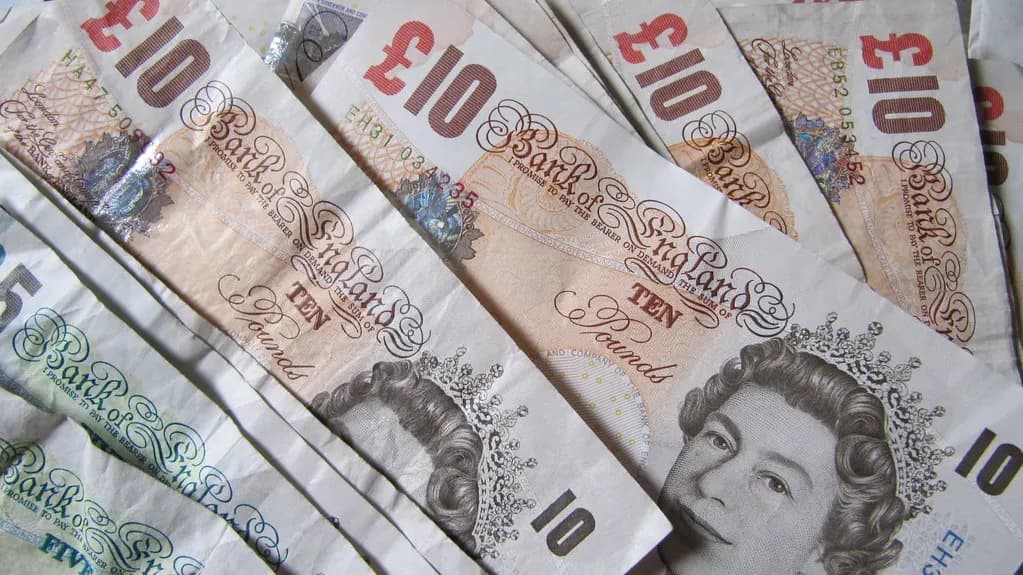 A spread of Bank of England sterling banknotes