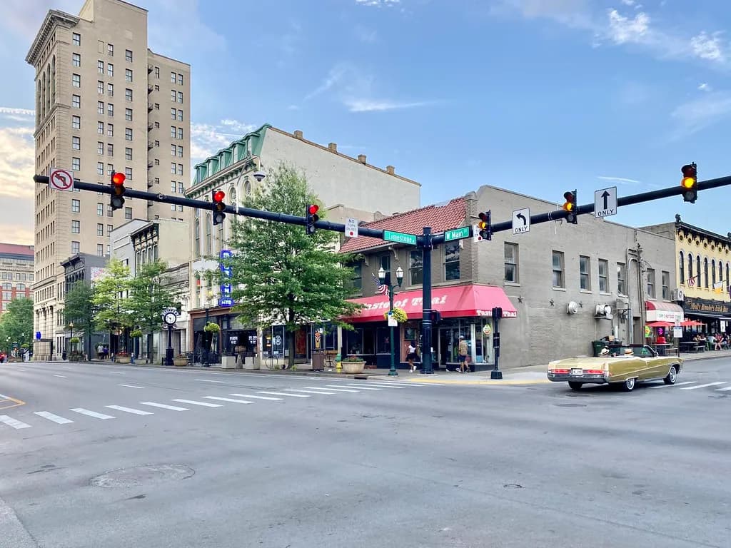 Shops and offices at Main Street and Limestone in downtown Lexington, Kentucky
